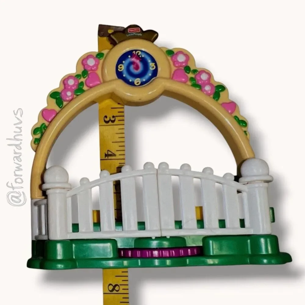 Fisher-Price Little People Night at the Ball Archway Dance Floor 2003